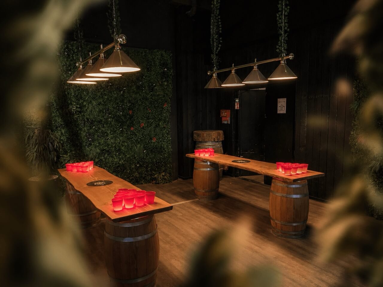 Bier Pong in Hamburg bei WoodCutter